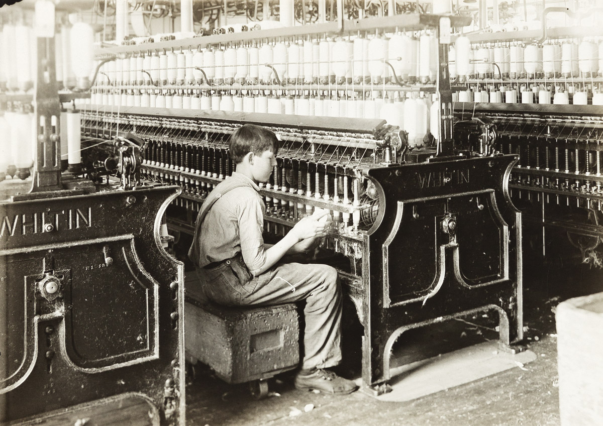 LEWIS W. HINE King Philip Spinning room, Oiler Boy--Oils all the spindles in this room.